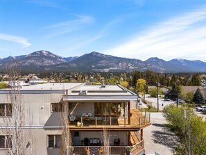 Exterior - Lakeside Oasis | Hot Tub | Mountain & Lake Views (Invermere)