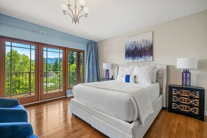 4 間睡房、書桌、熨斗/熨衫板、可攜式嬰兒床