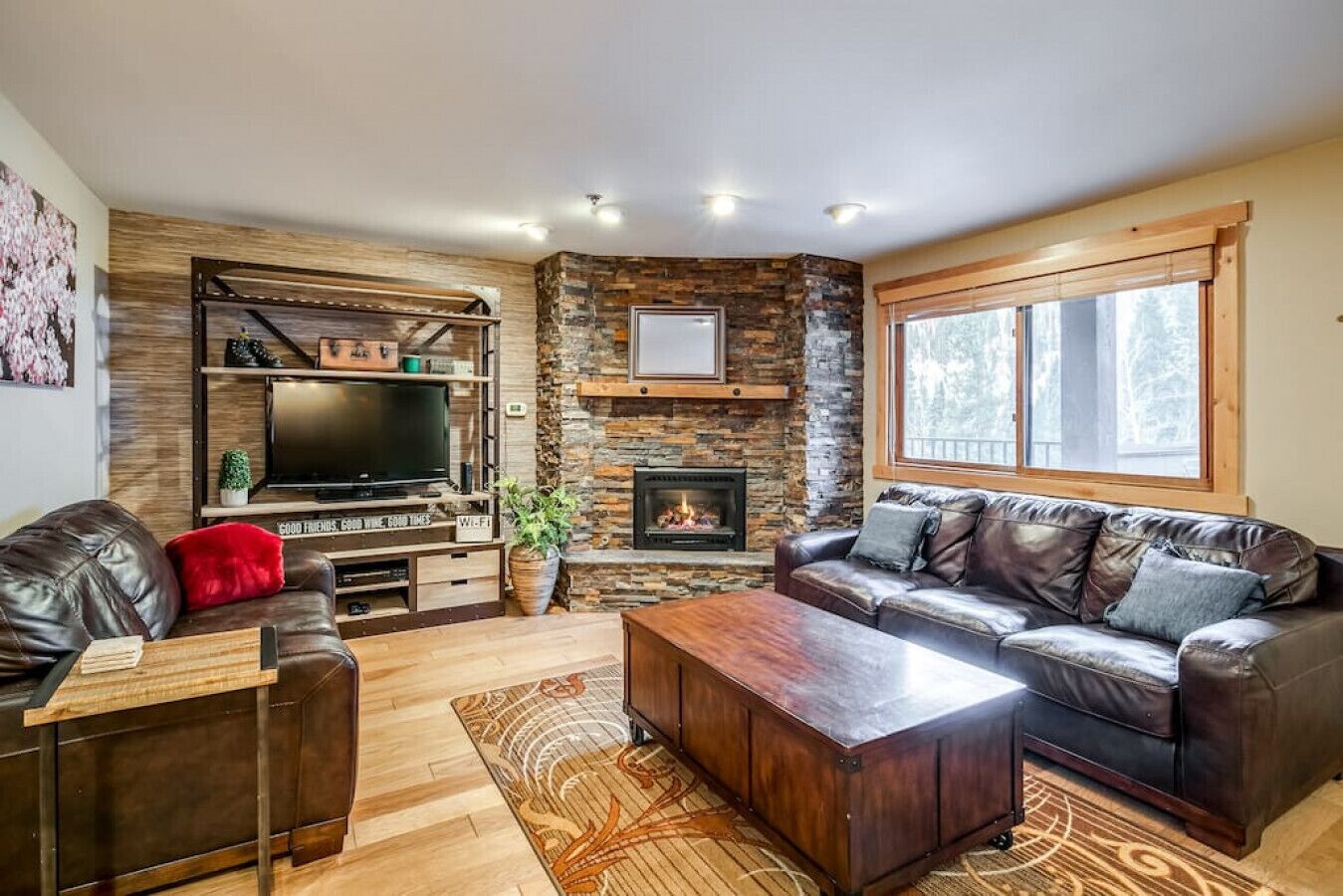 4295 Columbine #15  · Top Floor East Vail With View Steps to Ski Shuttle