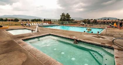 Near Winter Park | 2 King Beds | Pets Stay Free