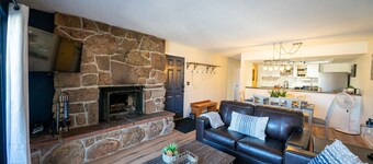 Near Winter Park | 2 King Beds | Pets Stay Free