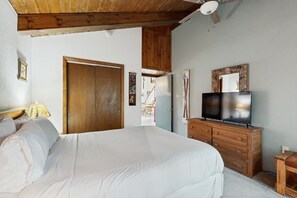 2 soverom, strykejern/-brett, wi-fi og sengetøy