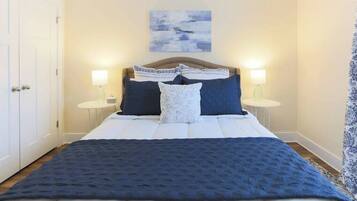 6 bedrooms, iron/ironing board, travel cot, WiFi