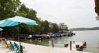 Perfect Getaway at Lake Lure | 3 Bedroom, Sleeps 8