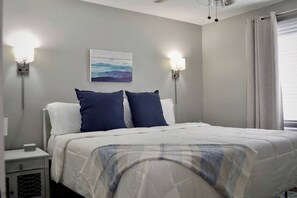 Unclassified image, 3 of 29, button - *NEW* Cozy, Smart Condo| 10 mins to DT, Biltmore (Asheville)