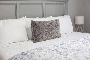 2 Schlafzimmer, Verdunkelungsvorhänge, Bügeleisen/Bügelbrett, WLAN