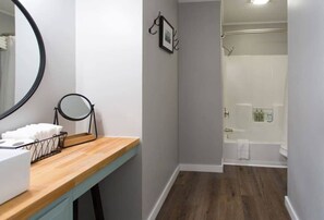 Bañera y secador de pelo