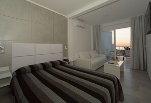 Didekorasi berbeda-beda dan dilengkapi dengan perabotan berbeda-beda