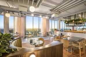 Breakfast, lunch and dinner served  - Holiday Inn Werribee by IHG (Werribee)