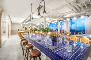 Breakfast, lunch and dinner served - Holiday Inn Werribee by IHG (Werribee)
