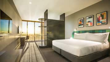 Suite, 1 King Bed (High Floor)