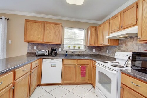 Veteran’s Wife Casita for Graduations Lackland BMT Riverwalk Golf SeaWorld