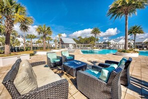 Outdoor pool - Southern Comfort w/ NEW Golf Cart in Prominence (Inlet Beach)
