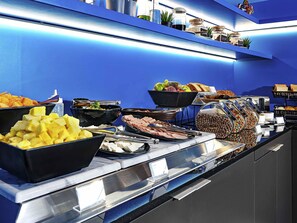Daily buffet breakfast for a fee