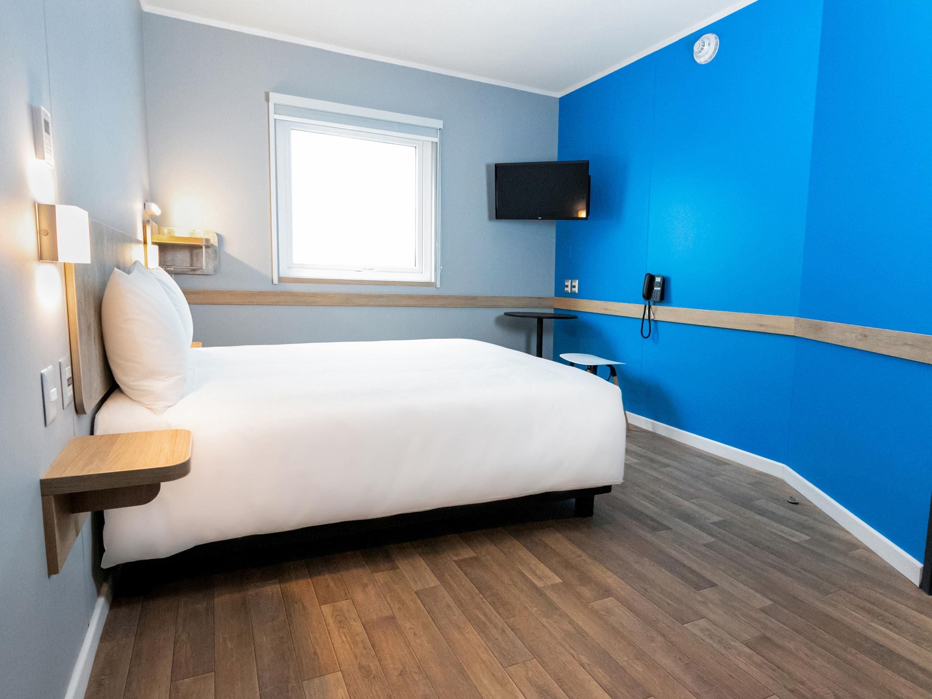 premium bedding, free cots/infant beds, free wifi, bed sheets