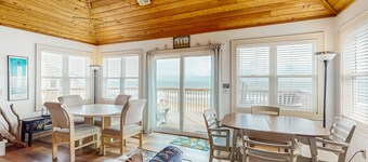Oceanfront dog-friendly home close to sand with views & private hot tub