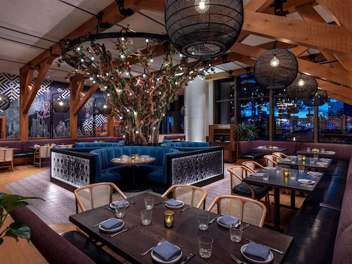Crockfords Las Vegas, LXR Hotels & Resorts at Resorts World 2