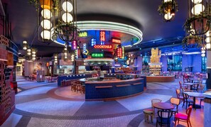 7 bars/lounges, poolside bar