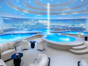 7 outdoor pools, open 9:00 AM to 4:00 PM, pool cabanas (surcharge) - Las Vegas Hilton at Resorts World (Las Vegas)