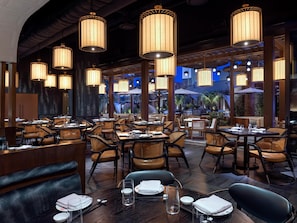 Restaurant - Conrad Las Vegas at Resorts World (Las Vegas)