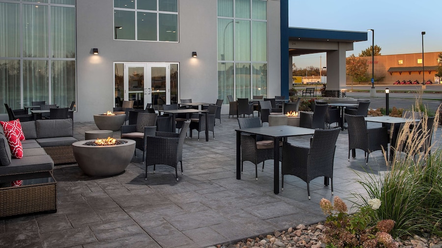 Hampton Inn Warroad, MN