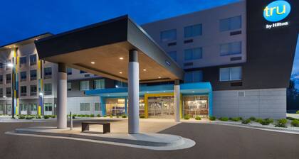 Tru By Hilton Comstock Park Grand Rapids