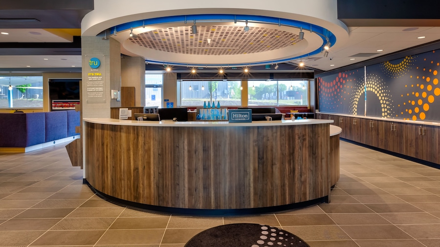Tru By Hilton Comstock Park Grand Rapids