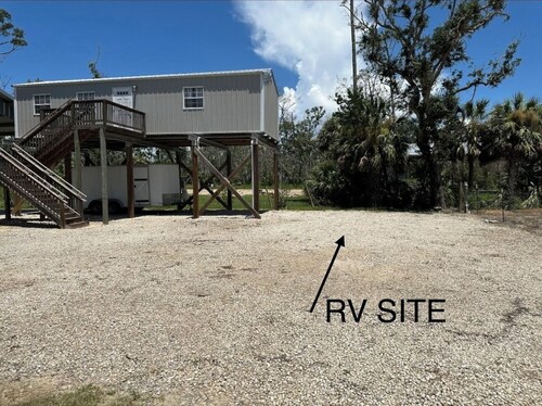 RV Campsite 50 amp  full hook up