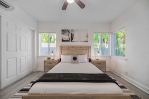 Apartamento design, 2 quartos | Camas com colchões de espuma com sistema de memória