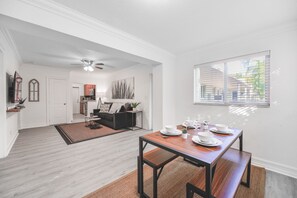 Apartment, 2 Bedrooms | Living area