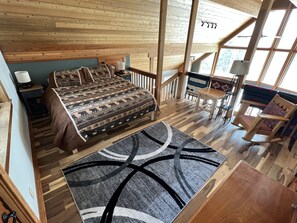 3 bedrooms, WiFi, bed sheets - Lutsen Forest Chalet - Minutes to Lutsen Ski Resort - EV Charger (lutsen)
