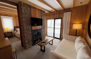 Premium bedding, down duvets, pillow-top beds, in-room safe