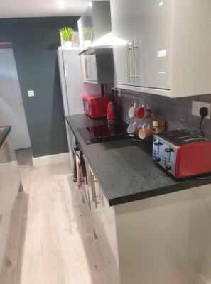 슈피리어 더블룸, 공용 욕실 (with TV) | 공용 주방