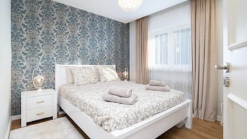 1 chambre, bureau, fer et planche Ă repasser, accĂšs Internet