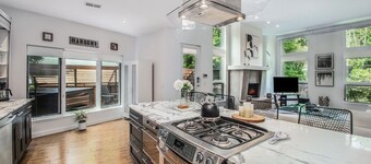 Luxury Condo at Vineyard Lofts 
This winter enjoy the Fireplace and Hot Tub!!!