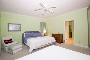 5 bedrooms, iron/ironing board, free WiFi, bed sheets