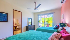 1 bedroom, iron/ironing board, WiFi, bed sheets - New Downtown Condo Near Playa Norte (Isla Mujeres)