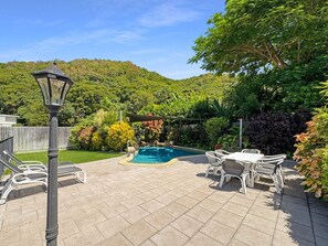 Pool - Island View Unit 1, 40 Marine Parade-BOM (Arcadia)