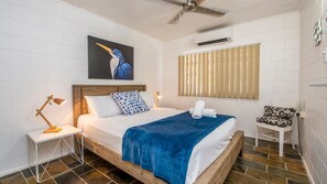 2 bedrooms, bed sheets