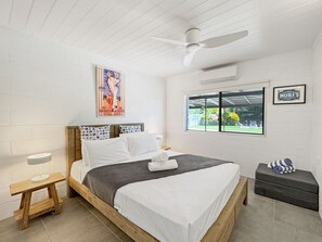 2 bedrooms, WiFi, bed sheets