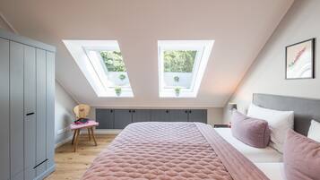 1 Schlafzimmer, Reisekinderbett, kostenloses WLAN, Bettwäsche