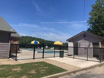 The Happy Place @ Flint Ridge