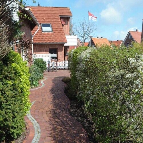 Gemütliche Ferienwohnung Nähe Südstrand mit Terrasse /Hund möglich