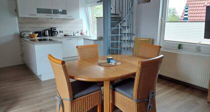 Daub's island oasis/apartment with balcony near the south beach, pet free