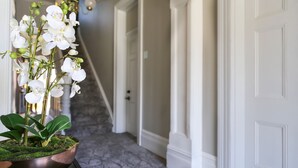 Interior - Randwick Lodge (Sydney)