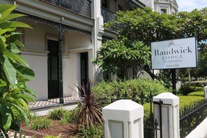 Exterior - Randwick Lodge (Sydney)