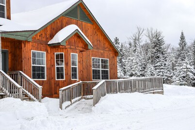 Mountain Brook #133 - One bedroom ski in ski out on Saddleback Mountain