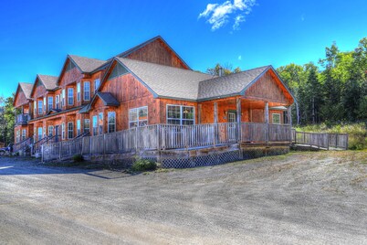 Mountain Brook #133 - One bedroom ski in ski out on Saddleback Mountain