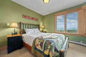 2 bedrooms, Internet - South Branch Condo 21-2 - Nice ski-in ski-out condo at Saddleback (Rangeley)
