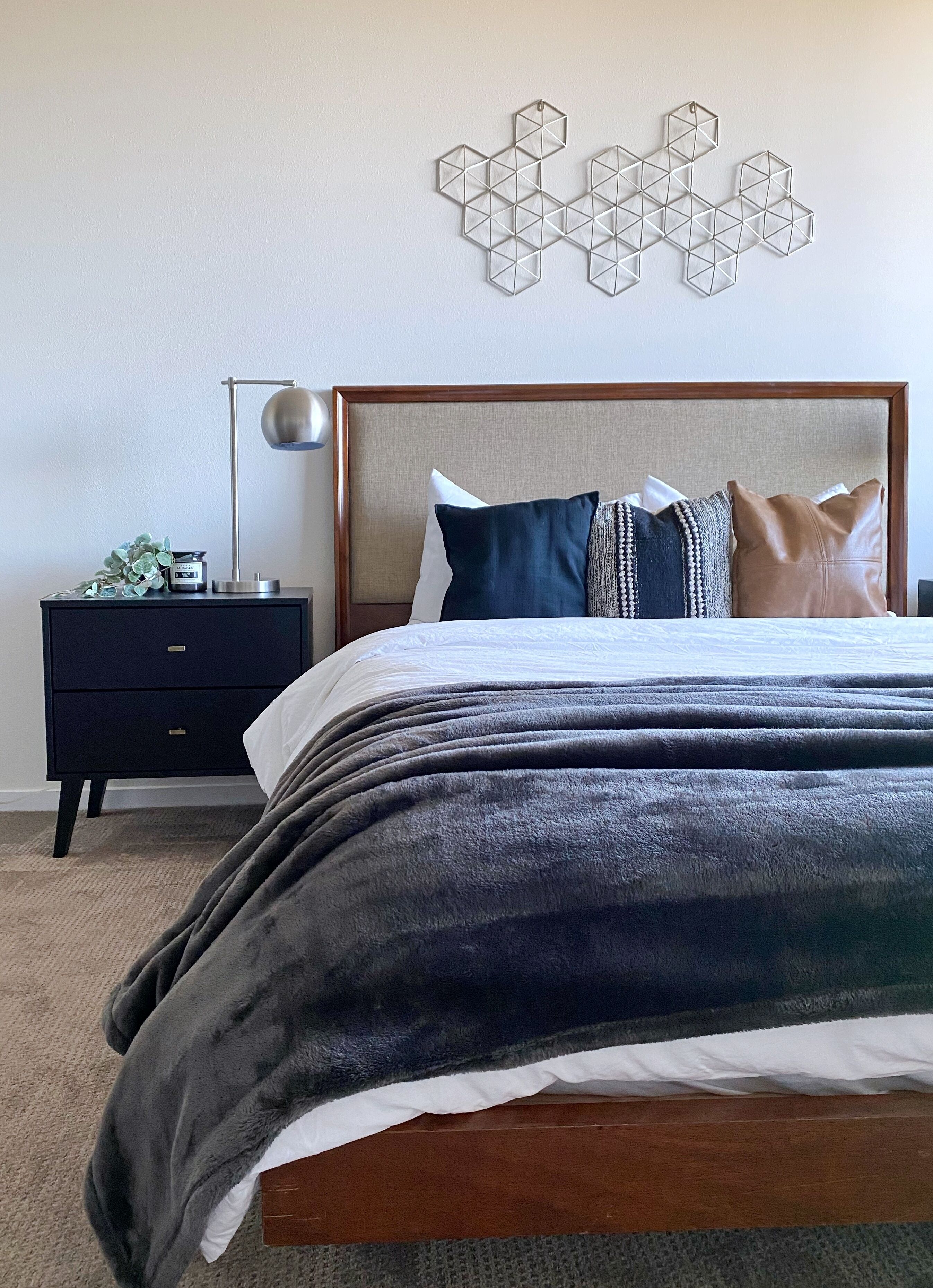 3 soverom, memory foam-senger, skrivebord og wi-fi